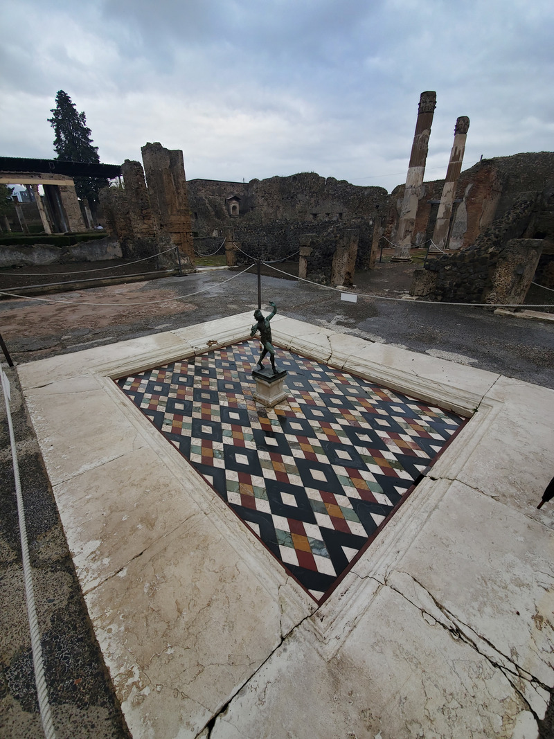 The courtyard mosaic of Pompeii