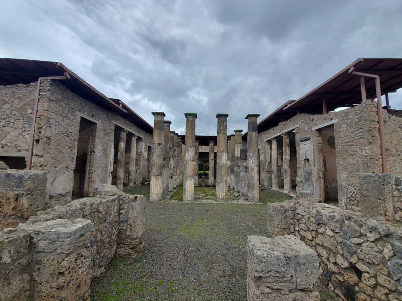 The columns of Pompeii