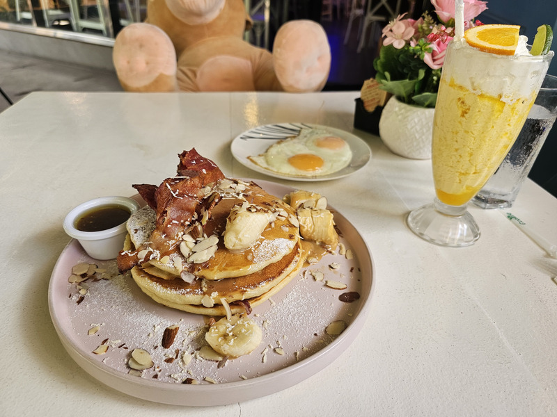 very large breakfast