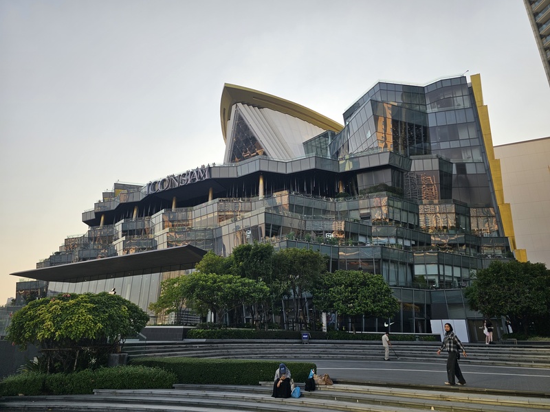 Exterior of ICONSIAM on the Bangkok riverfront