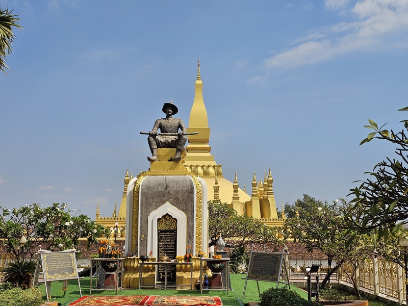 King statue near Pha That Luang in Vientiane